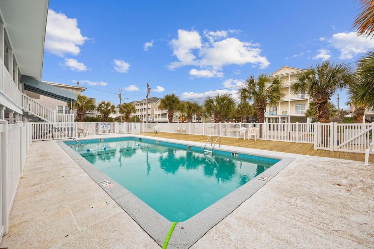 Cherry Grove Efficiency Just Steps From The Beach Myrtle Beach Luaran gambar